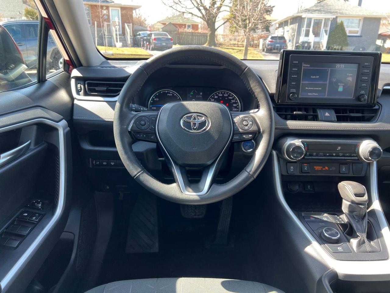 2020 Toyota RAV4 Hybrid XLE - Photo #15