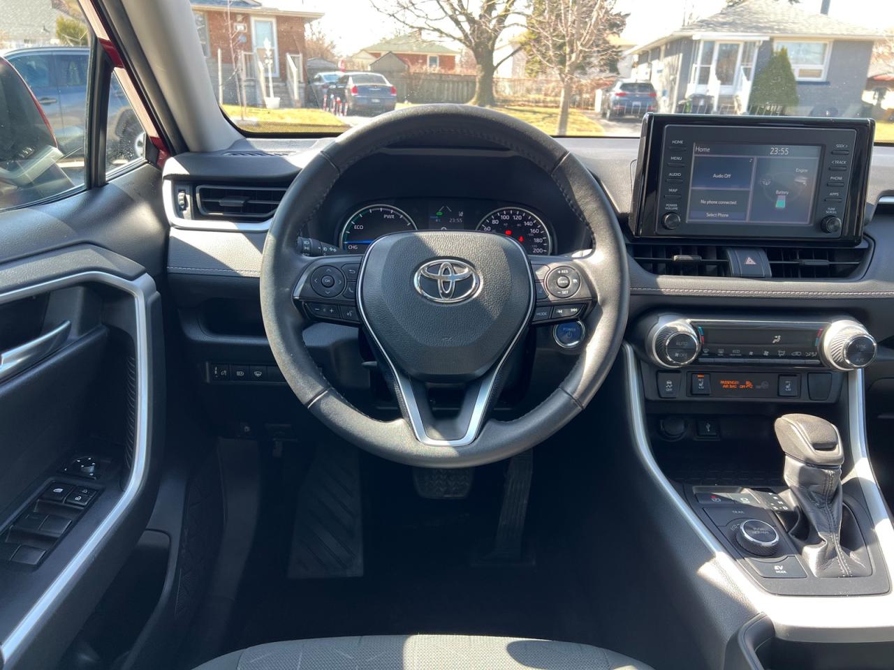 2020 Toyota RAV4 Hybrid XLE Photo