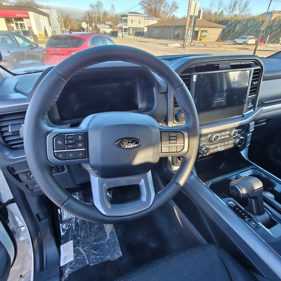 2025 Ford F-150 4X4 SUPERCREW XLT 2.7L 302A Photo