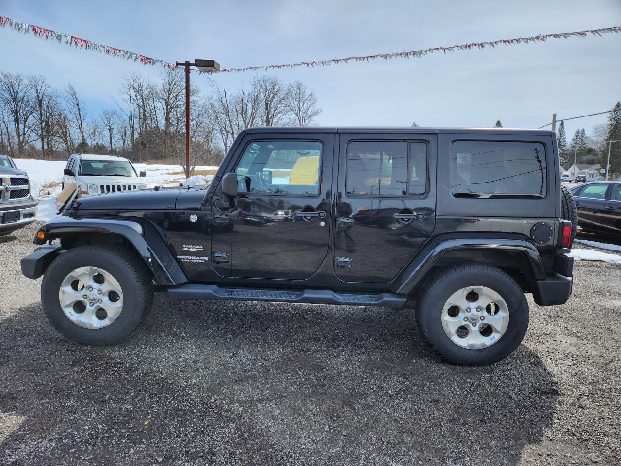 Used 2014 Jeep Wrangler Mint Mint cond. SAHARA for sale in Peterborough, ON