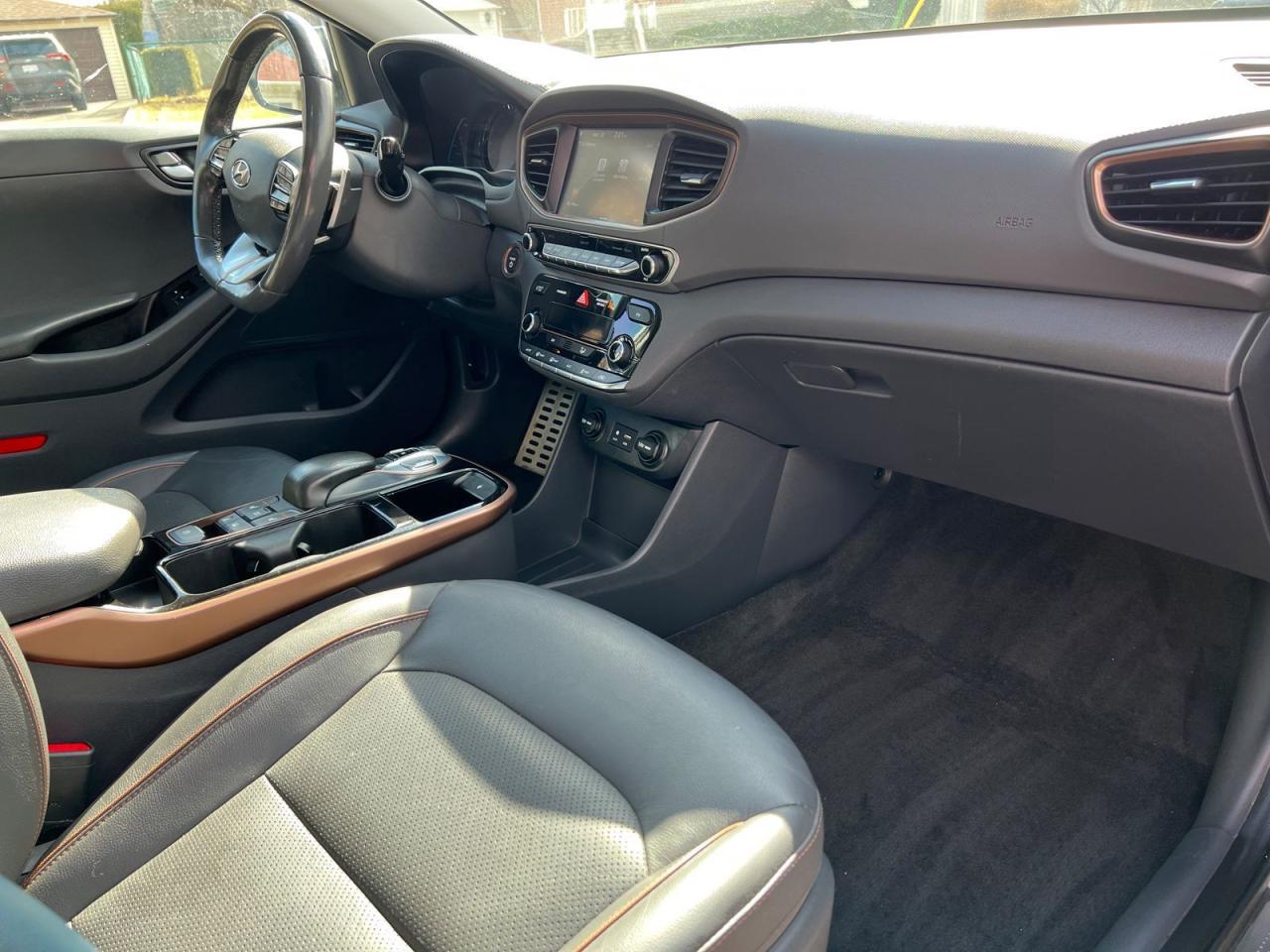 2019 Hyundai IONIQ ELECTRIC ULTIMATE - Photo #37