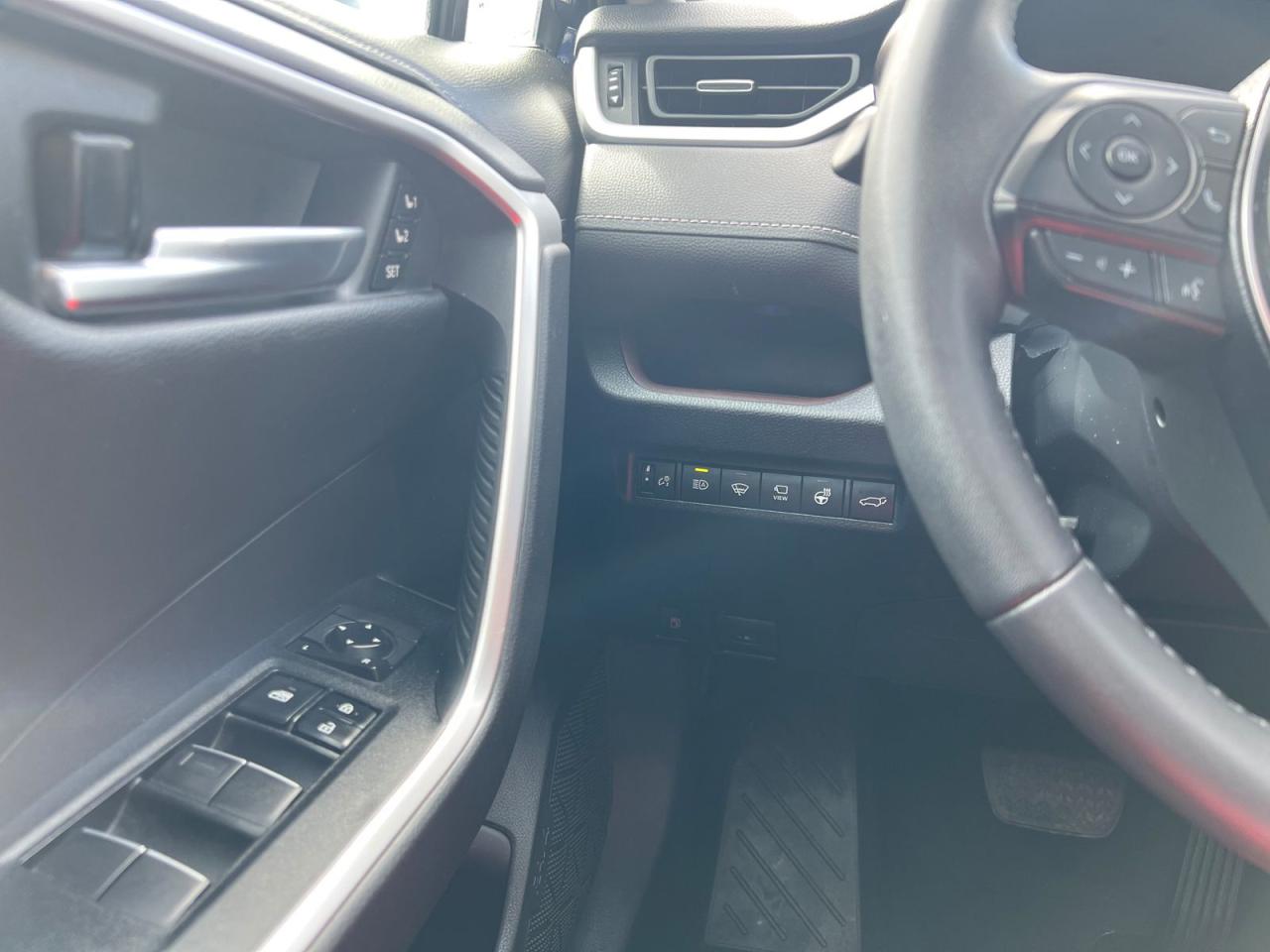 2019 Toyota RAV4 Hybrid Limited - Photo #22