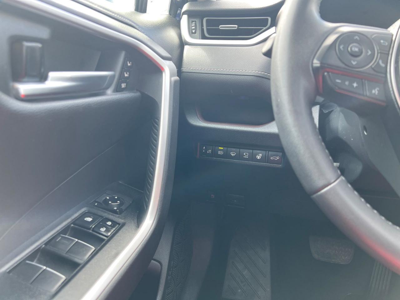 2019 Toyota RAV4 Hybrid Limited - Photo #22