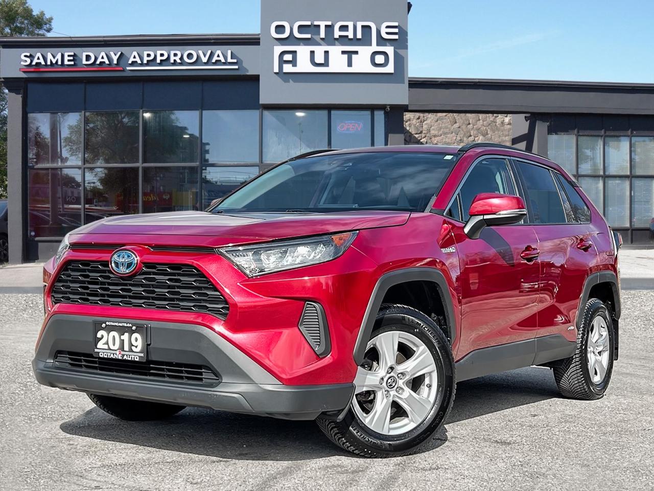 2019 Toyota RAV4 Hybrid LE - Photo #1