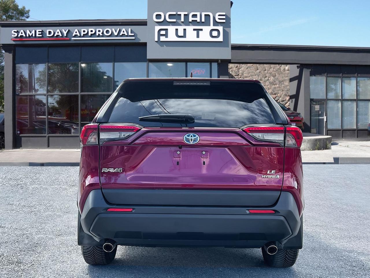 2019 Toyota RAV4 Hybrid LE - Photo #5