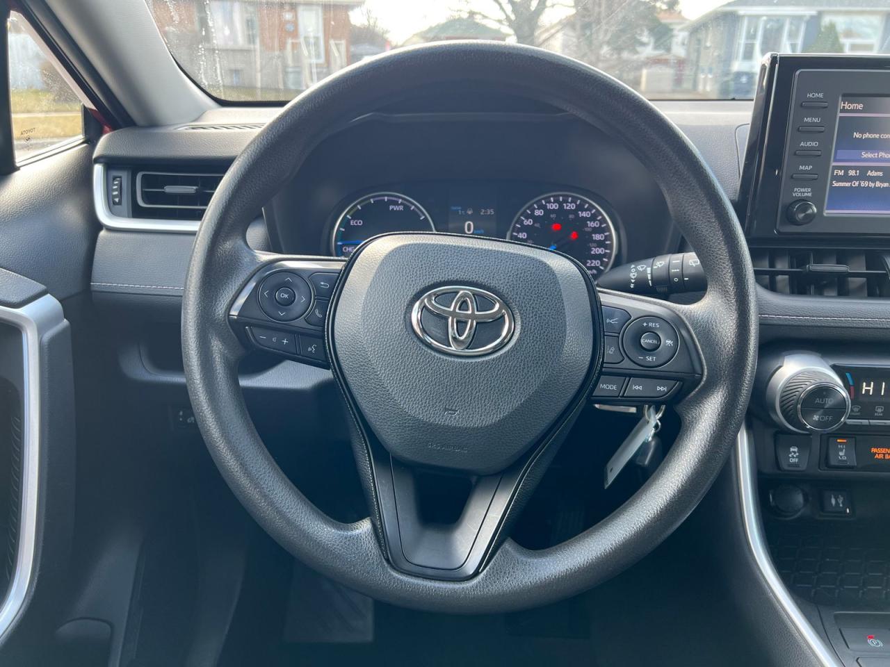 2019 Toyota RAV4 Hybrid LE - Photo #26