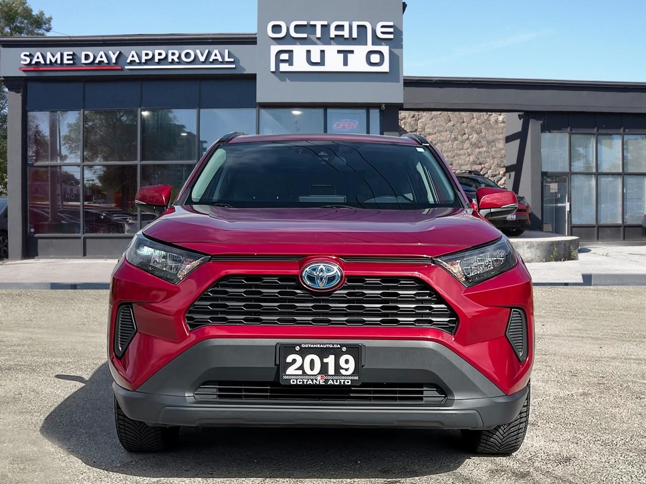 2019 Toyota RAV4 Hybrid LE - Photo #2