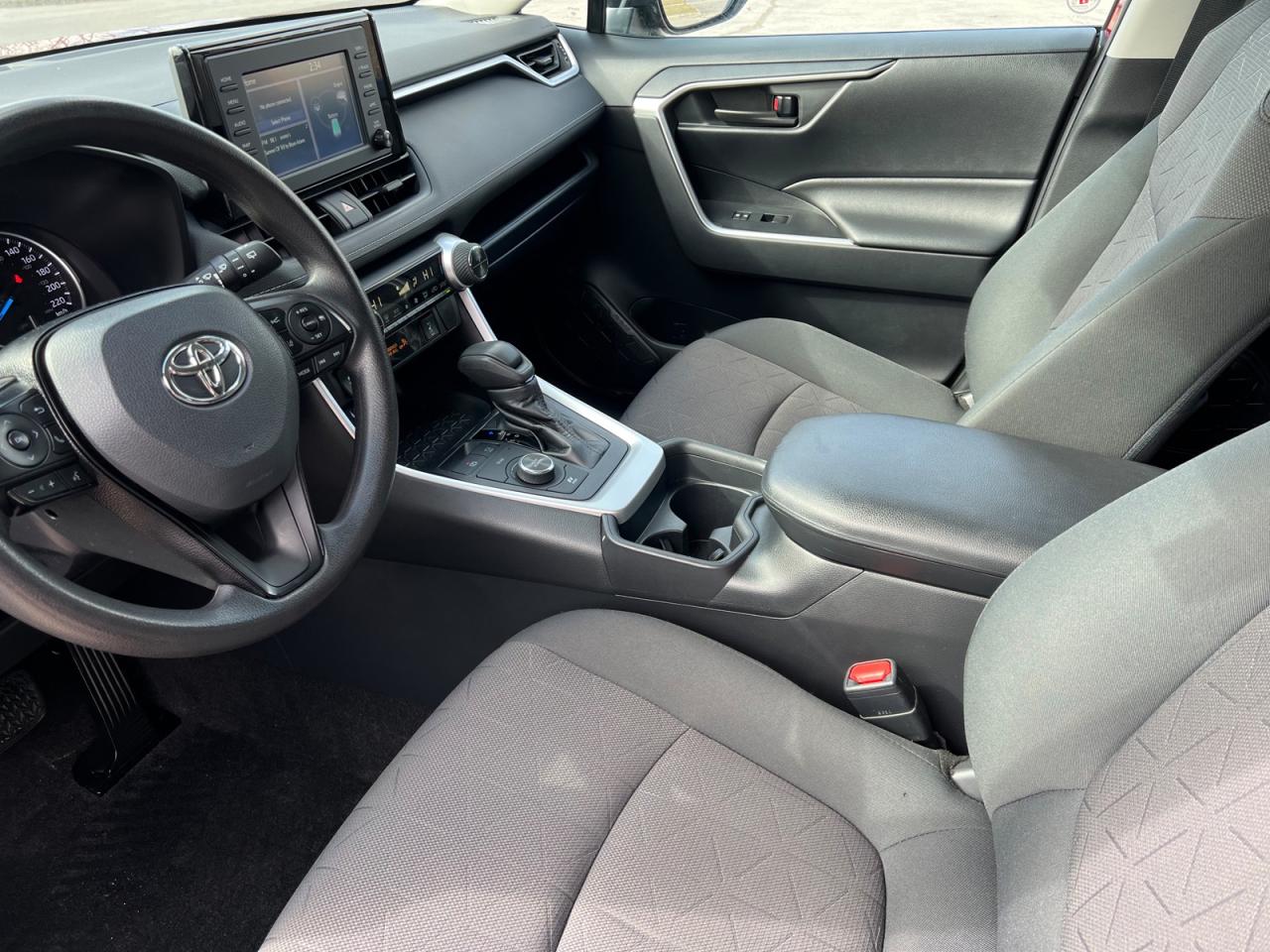 2019 Toyota RAV4 Hybrid LE - Photo #22