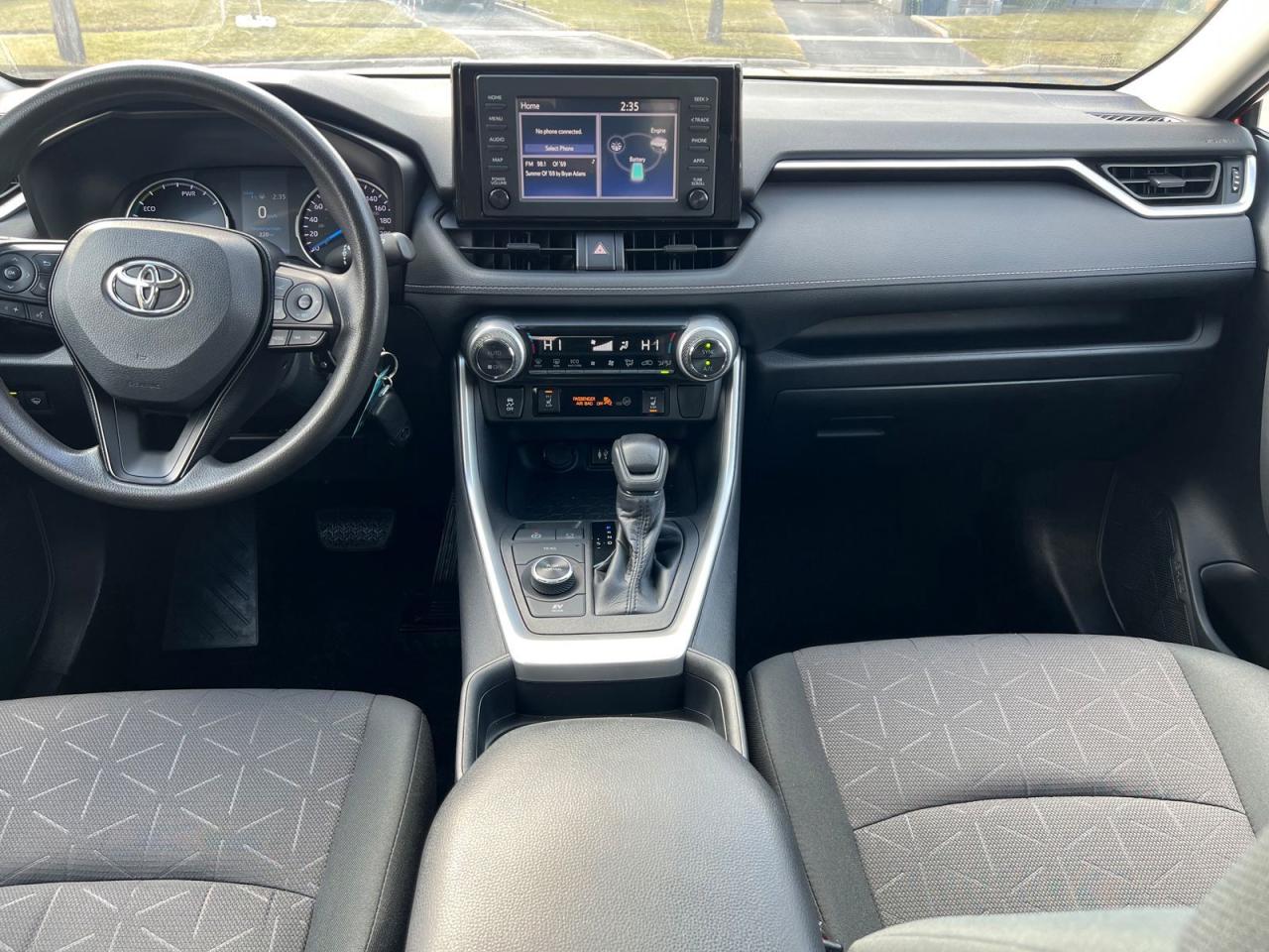 2019 Toyota RAV4 Hybrid LE - Photo #24