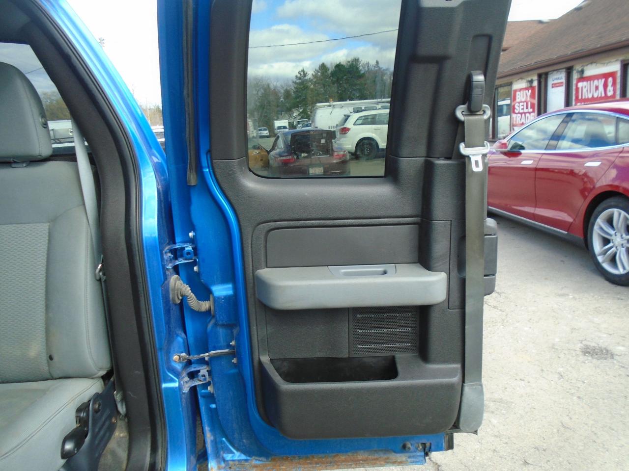 2014 Ford F-150 2WD SuperCab 145  STX - Photo #17