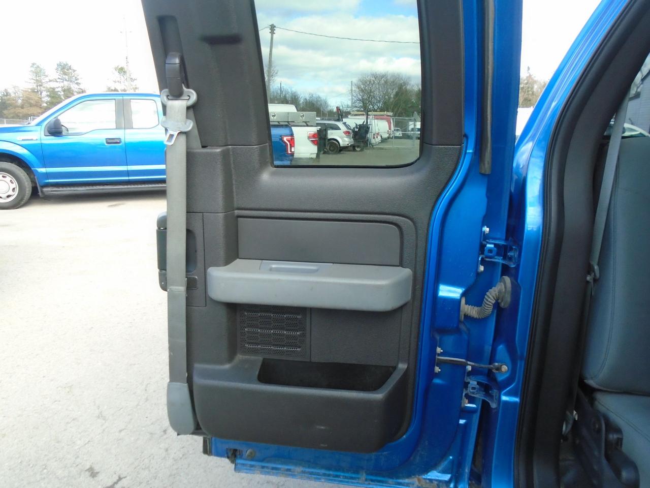 2014 Ford F-150 2WD SuperCab 145  STX - Photo #15