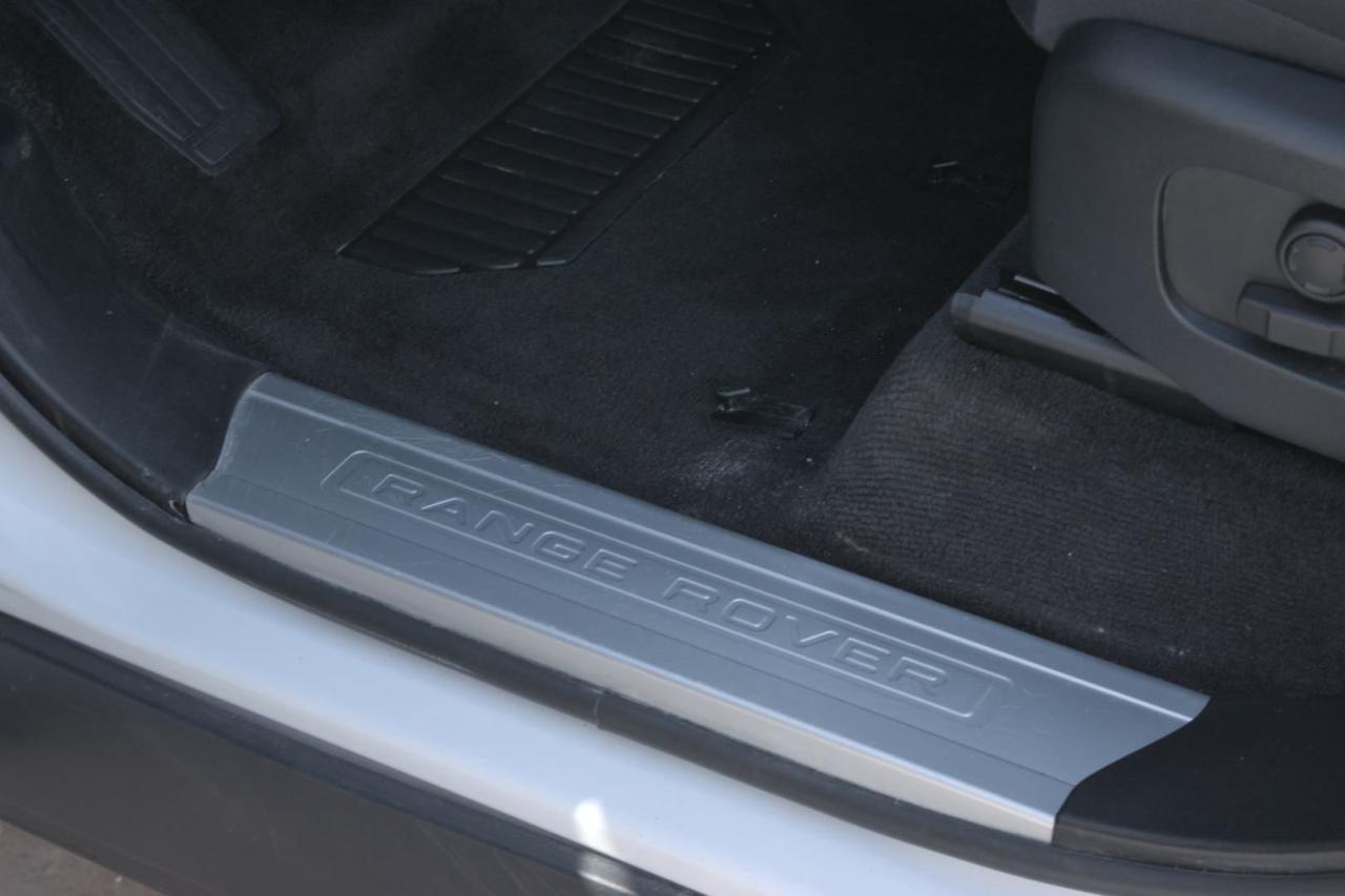 2021 Land Rover Range Rover Sport HST - Photo #20