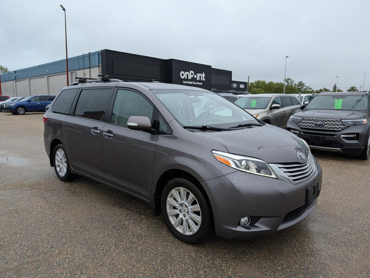 2015 Toyota Sienna XLE AWD | One Owner | Accident Free | Loaded | - Photo #2