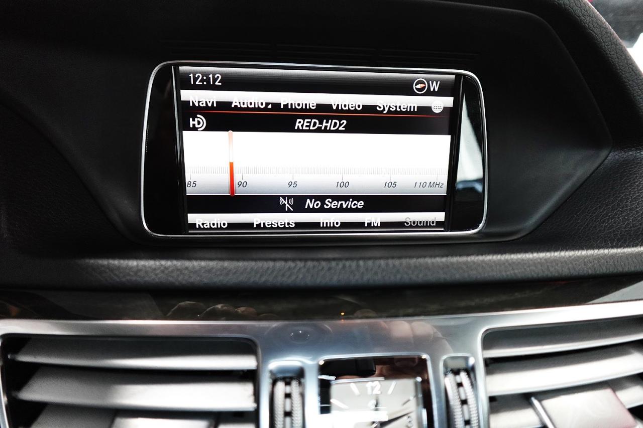 2014 Mercedes-Benz E-Class NO ACCIDENT E 300 AWD,FULLY LOADED - Photo #20