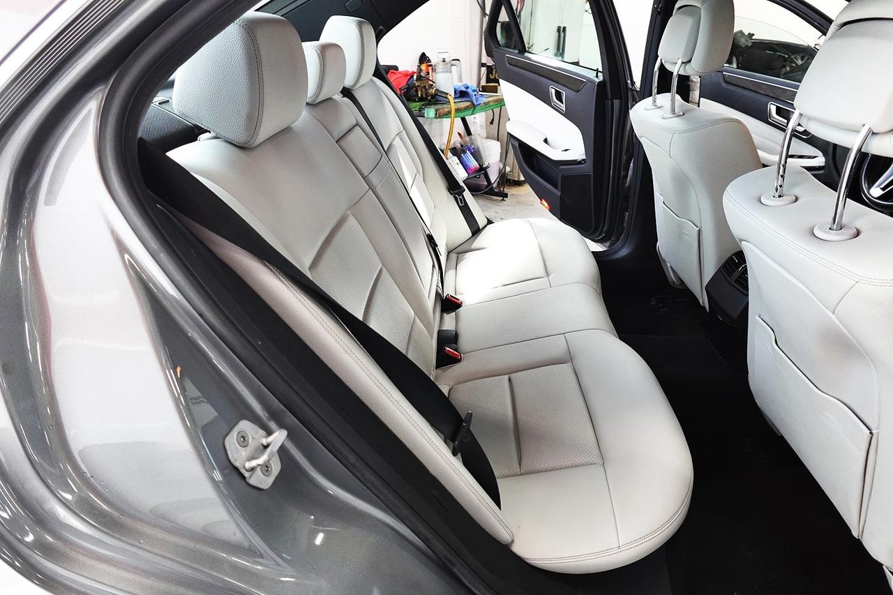 2014 Mercedes-Benz E-Class NO ACCIDENT E 300 AWD,FULLY LOADED Photo
