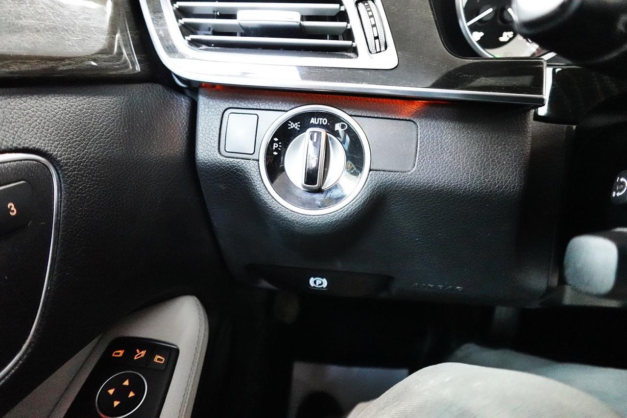 2014 Mercedes-Benz E-Class NO ACCIDENT E 300 AWD,FULLY LOADED - Photo #28