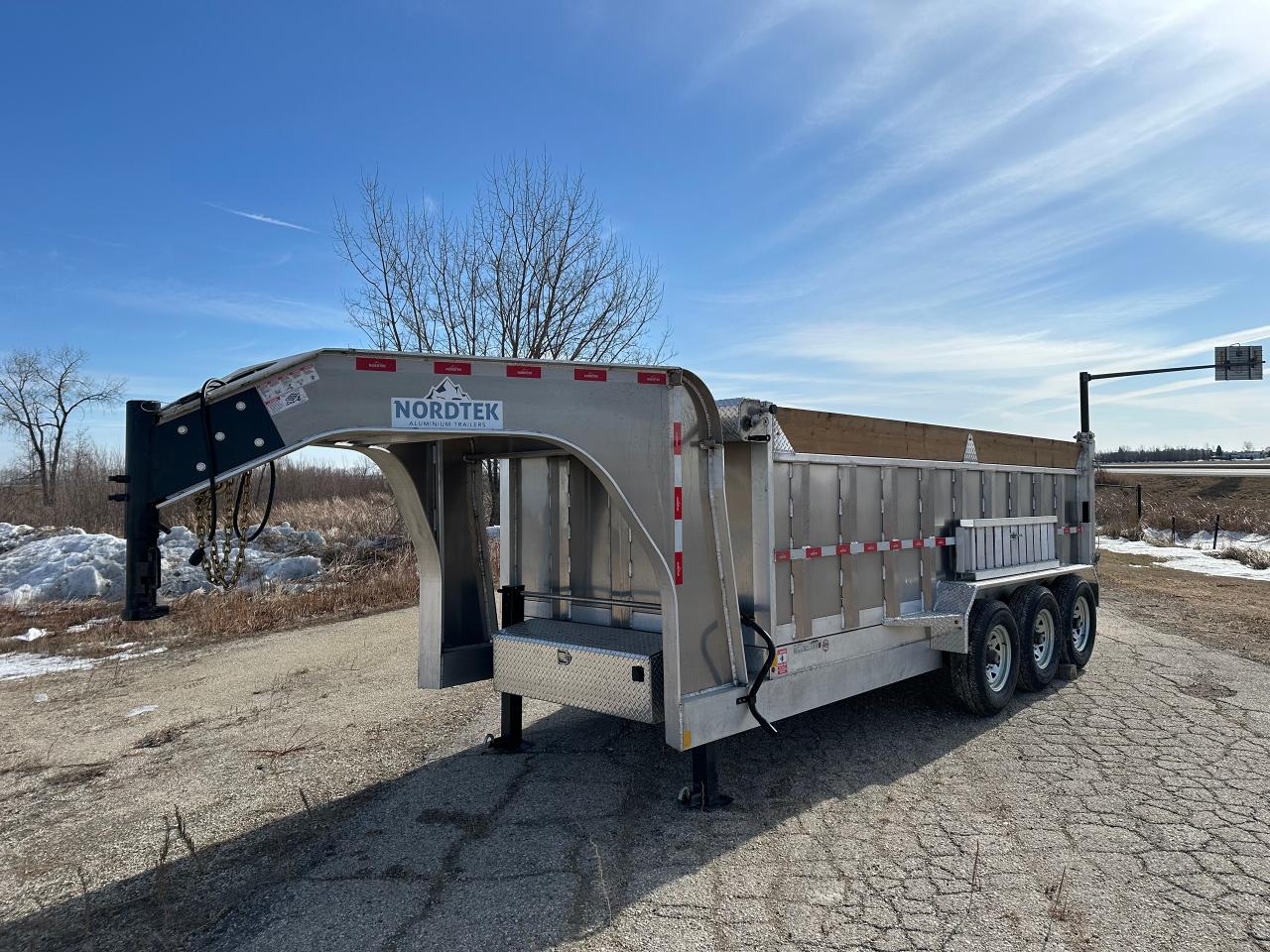 2025 Nordtek Dump Trailer 16' Triple Axle Nordtek Dump Photo1
