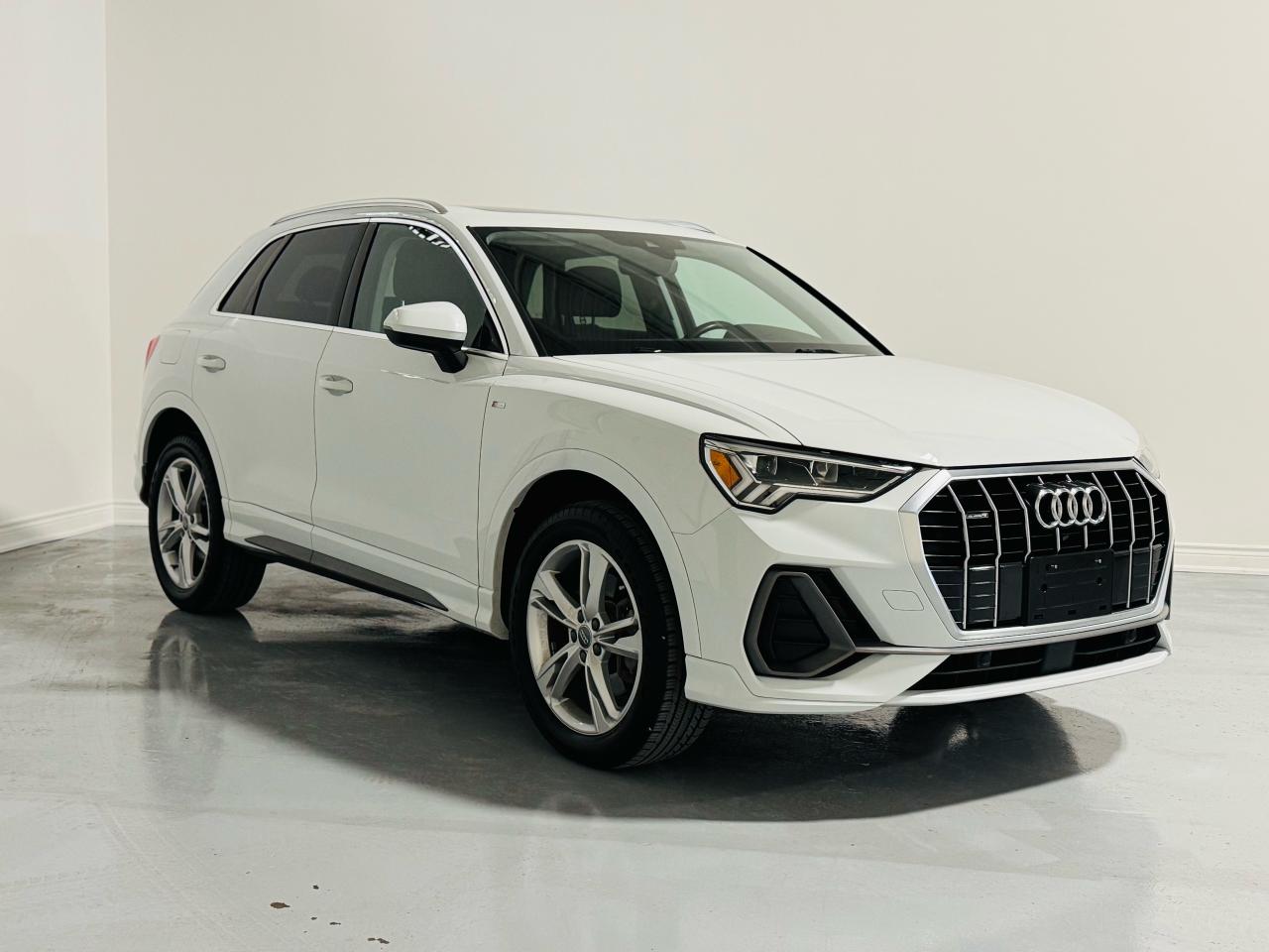 2019 Audi Q3 S line Premium Plus quattro - Photo #3