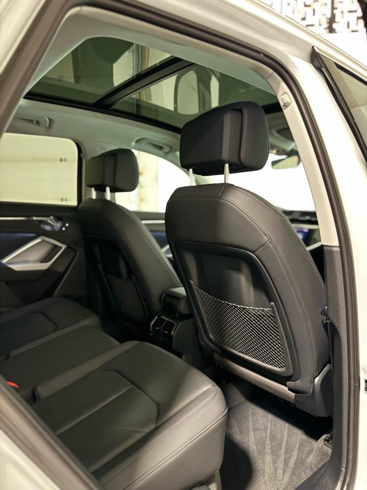 2019 Audi Q3 S line Premium Plus quattro - Photo #21