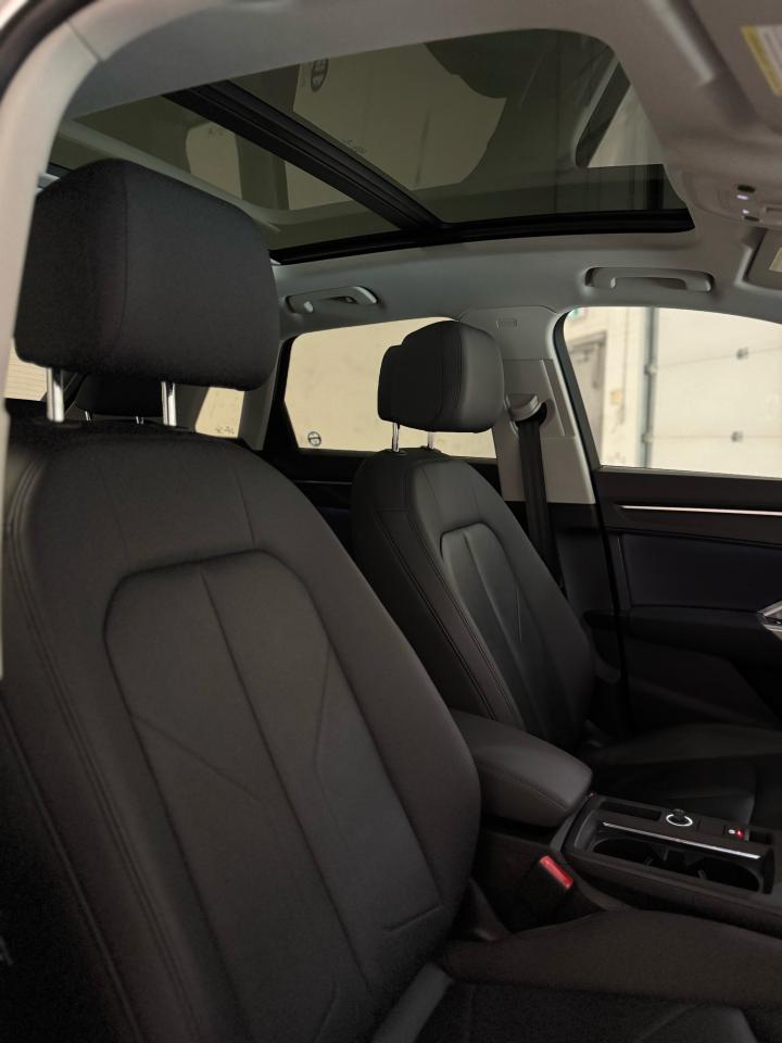 2019 Audi Q3 S line Premium Plus quattro - Photo #24