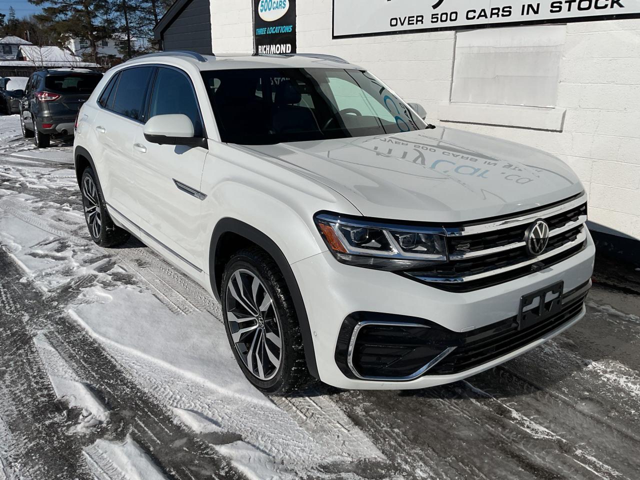 Used 2023 Volkswagen Atlas Cross Sport 3.6 FSI Execline 3.6L EXECLINE!!!!  SUNROOF. HEATED SEATS. LEATHER. NAV. BACKUP CAM. A/C. CRUISE. PWR GROUP. KEYLESS for sale in Kingston, ON