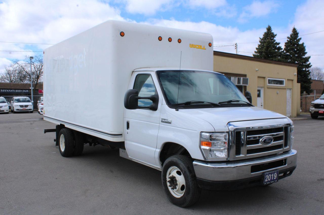 Used 2019 Ford E-Series Cutaway E-450 DRW 158