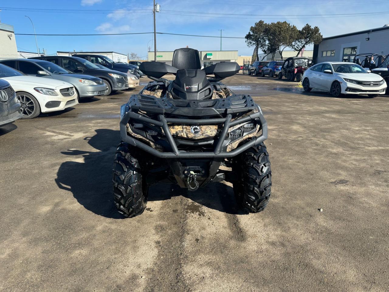 2023 Can-Am Outlander 850 Max XT $106 B/W - Photo #2