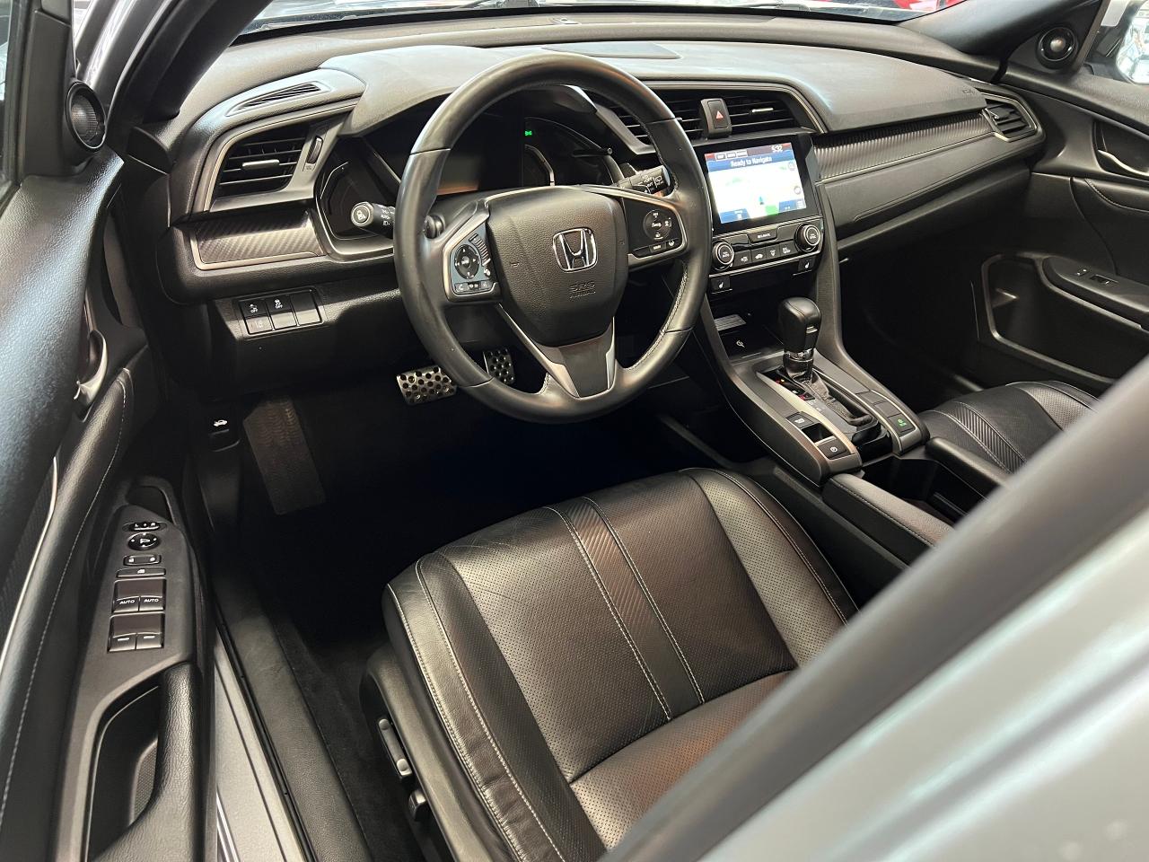 2017 Honda Civic Sport Touring+Leather+Roof+CLEAN CARFAX - Photo #15