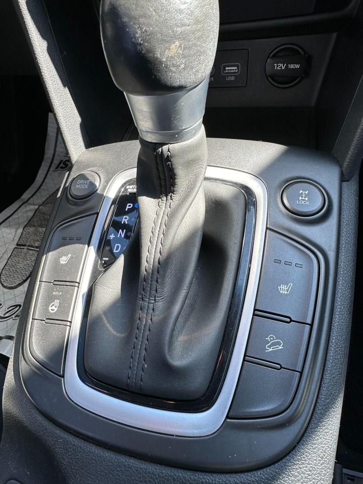 2020 Hyundai KONA LUXURY - Photo #10