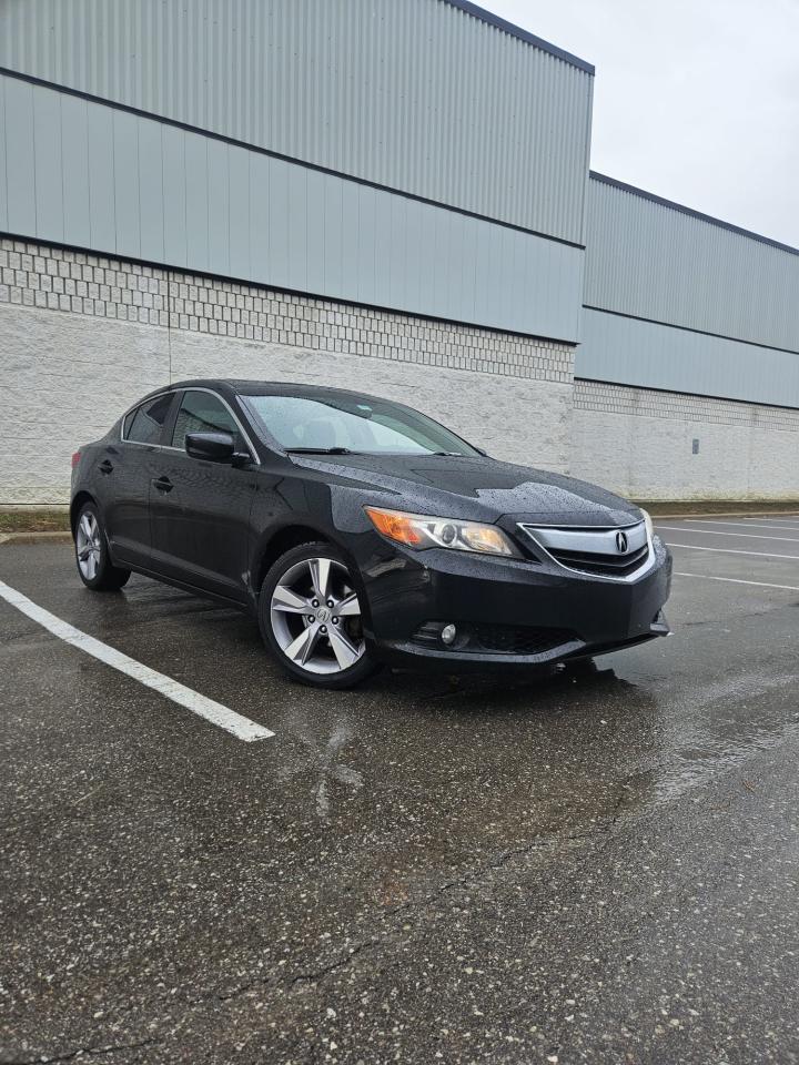 Used 2013 Acura ILX 4dr Sdn Tech Pkg for sale in Mississauga, ON