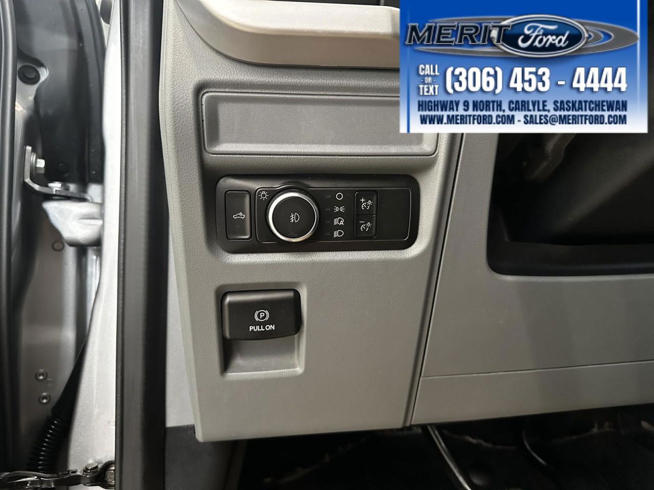 2022 Ford F-150 XLT - V8 (Gas), Fordpass, + MORE Photo5
