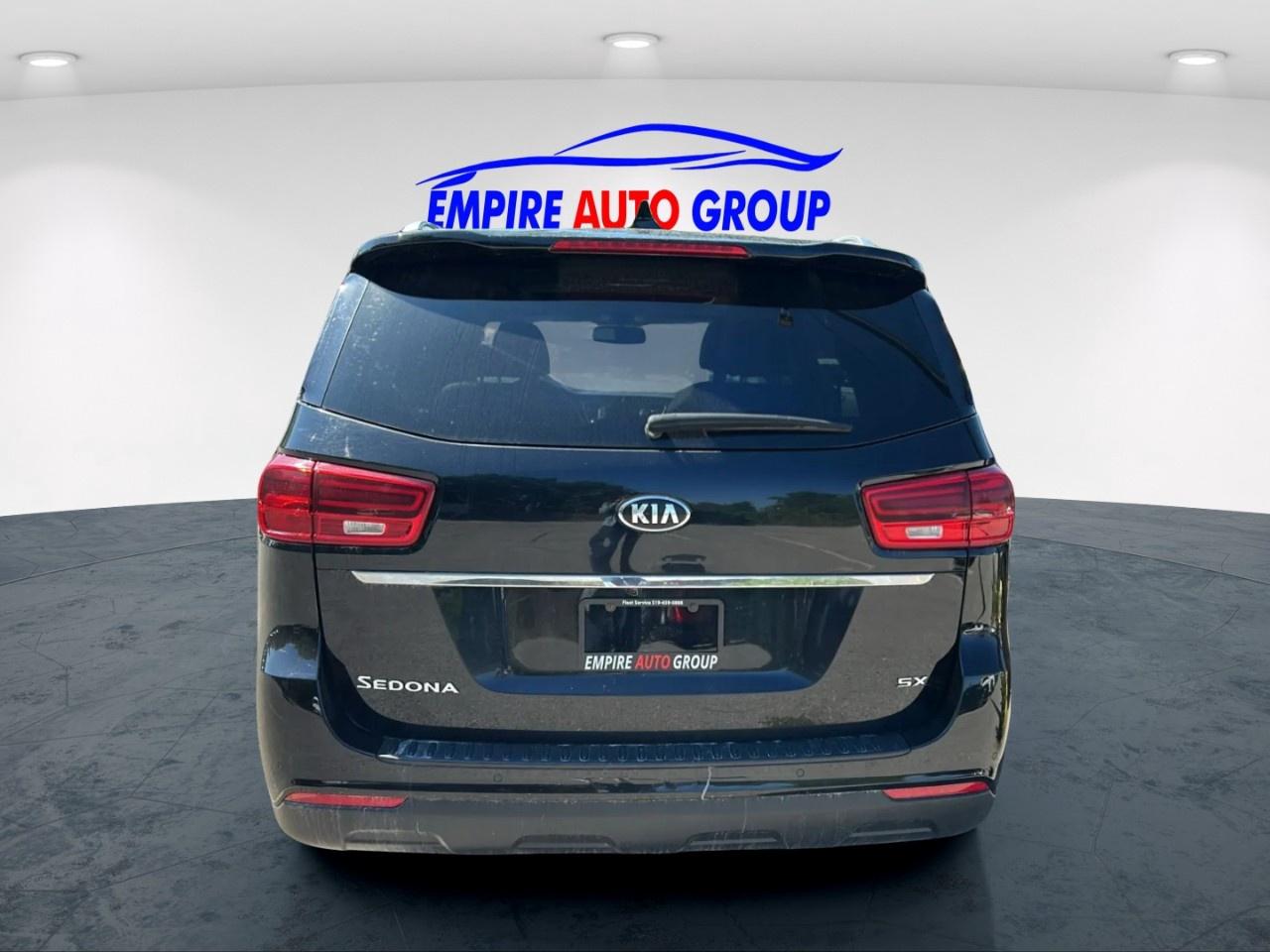 2019 Kia Sedona SX Photo