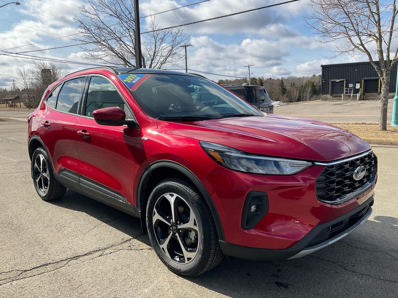 2025 Ford Escape ST-Line Select Photo5