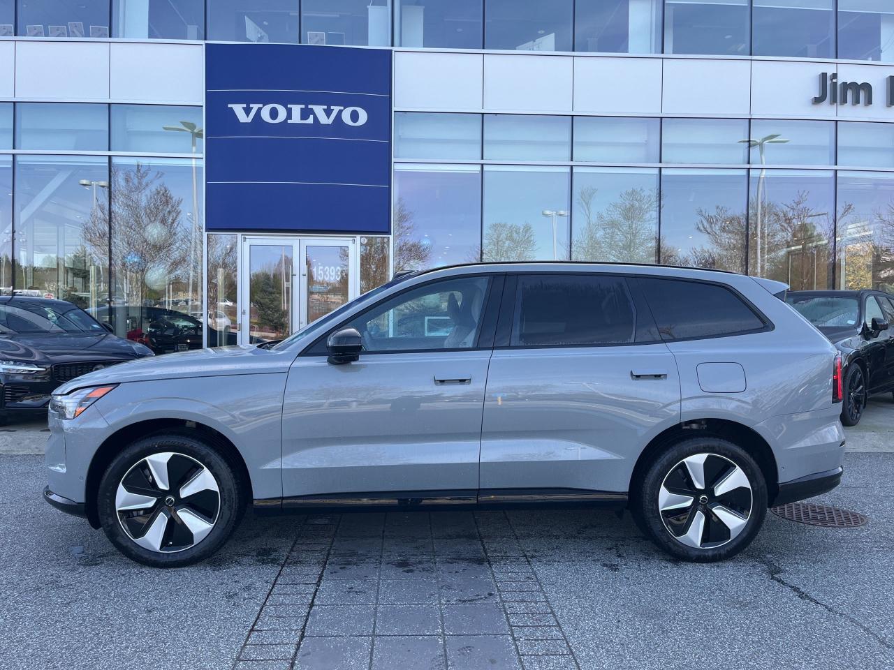 New 2025 Volvo EX90 Twin Motor Performance AWD 7-Seater Plus for sale in Surrey, BC