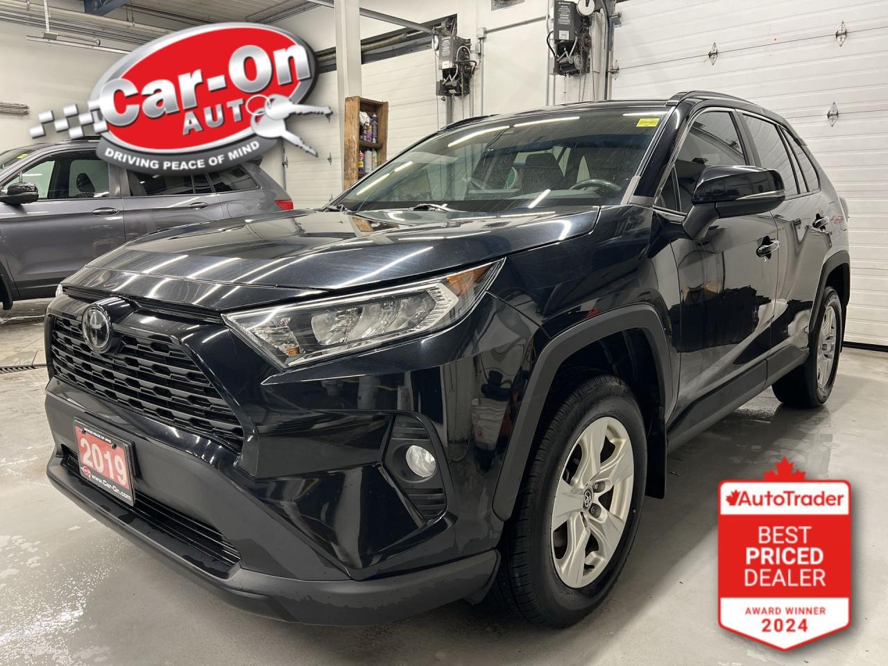 Used 2019 Toyota RAV4 XLE AWD | SUNROOF | HTD SEATS & STEERING | CARPLAY for sale in Ottawa, ON