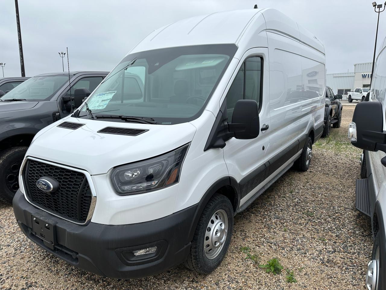 2025 Ford Transit Cargo Van BASE T-350 148 EL Hi Rf 9500 GVWR AWD 101A Photo5