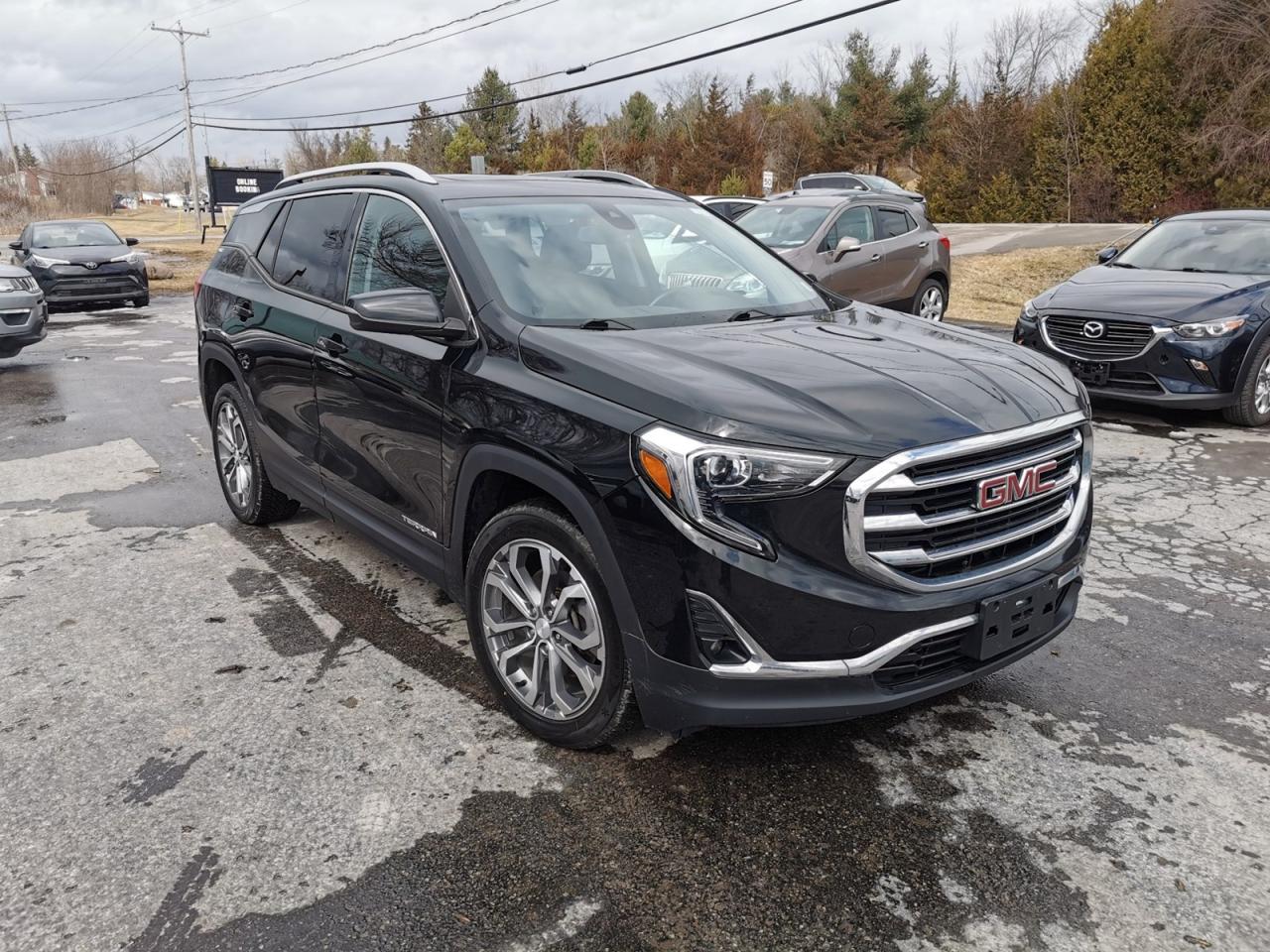 2020 GMC Terrain SLT - Photo #3