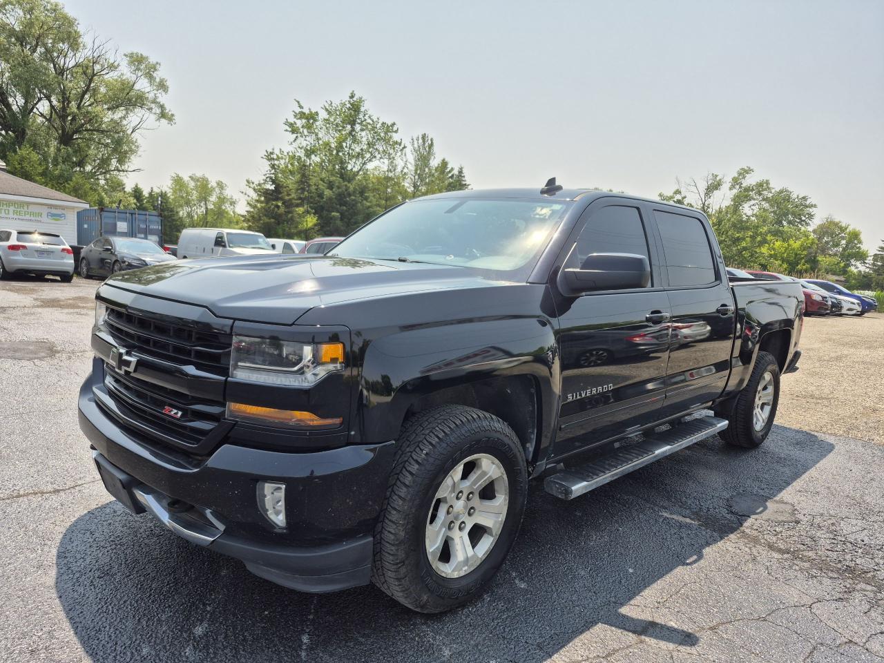 2017 Chevrolet Silverado 1500 LT Z71 5.3L 4X4 CREW CAB Photo29