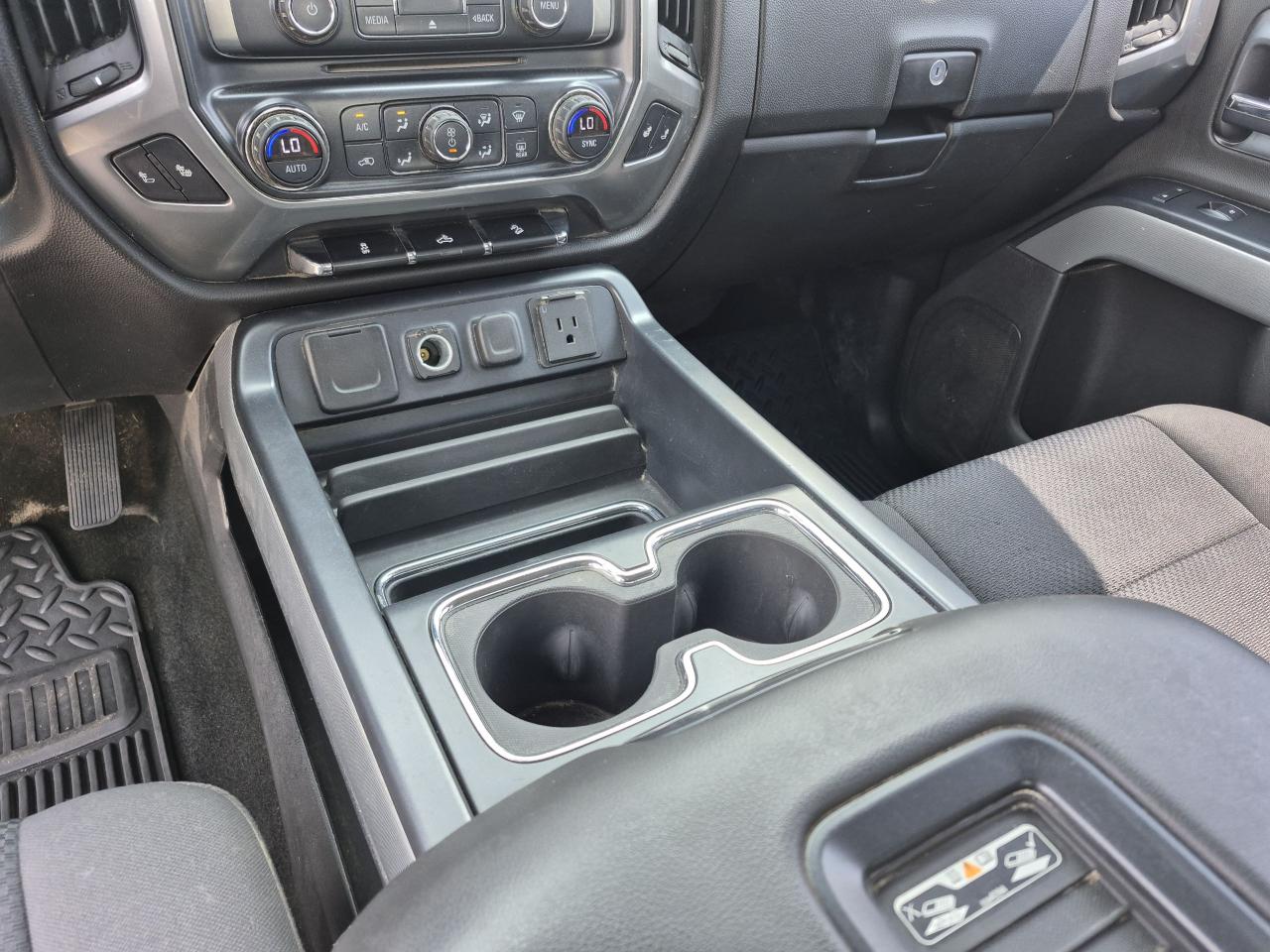 2017 Chevrolet Silverado 1500 LT Z71 5.3L 4X4 CREW CAB Photo15