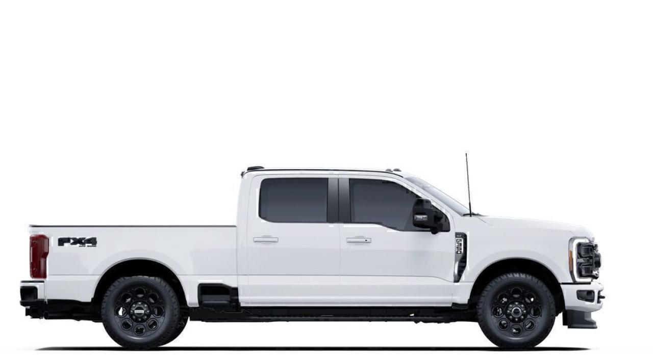 2025 Ford Super Duty F-350 XLT Photo4