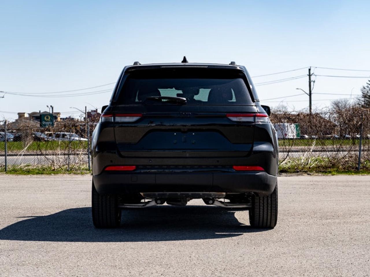 2025 Jeep Grand Cherokee Altitude Photo