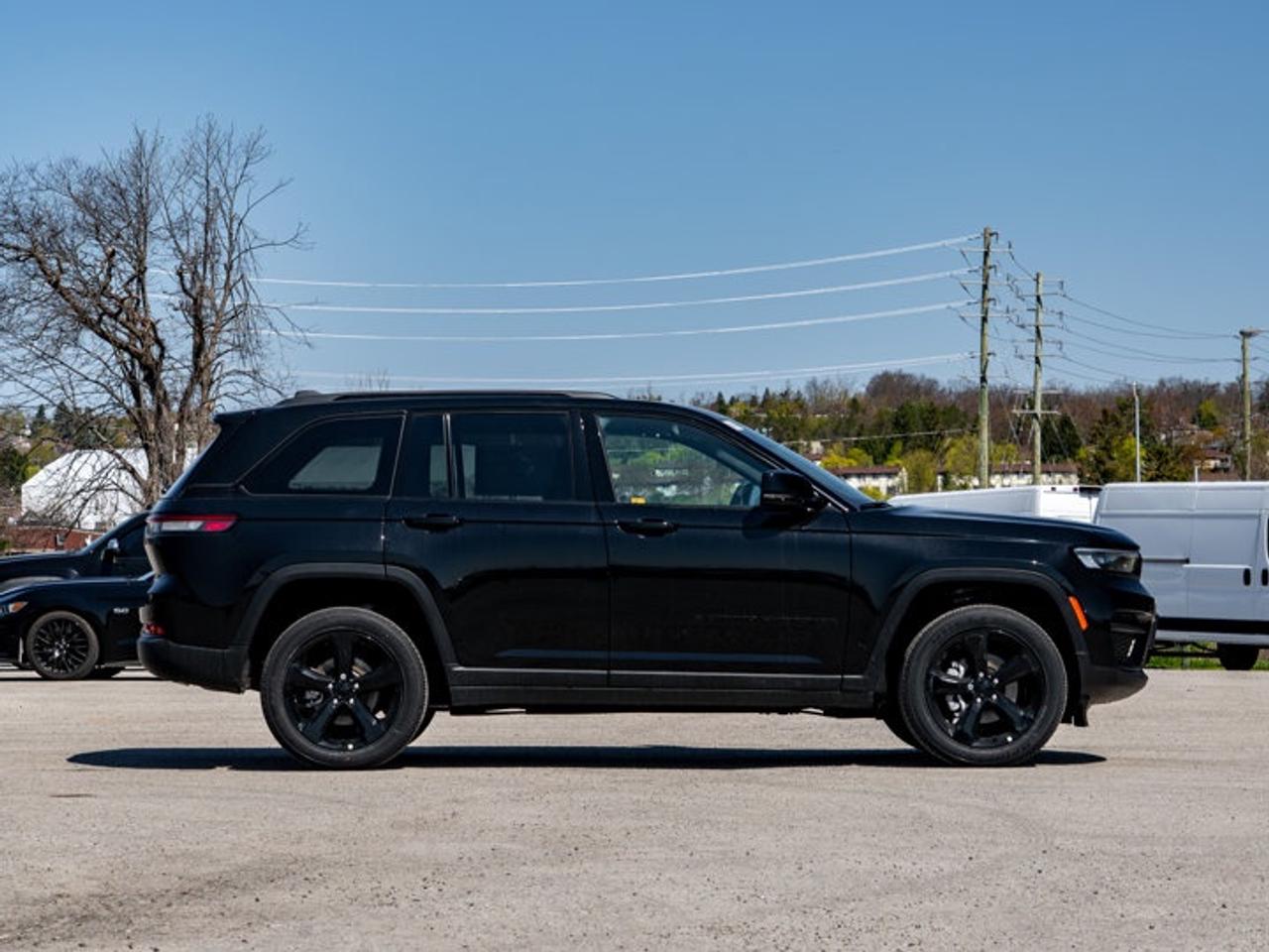 2025 Jeep Grand Cherokee Altitude Photo