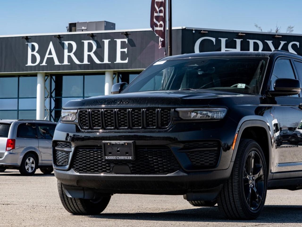 2025 Jeep Grand Cherokee Altitude Photo