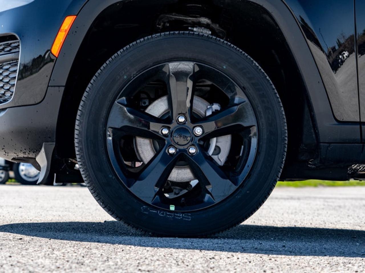 2025 Jeep Grand Cherokee Altitude Photo