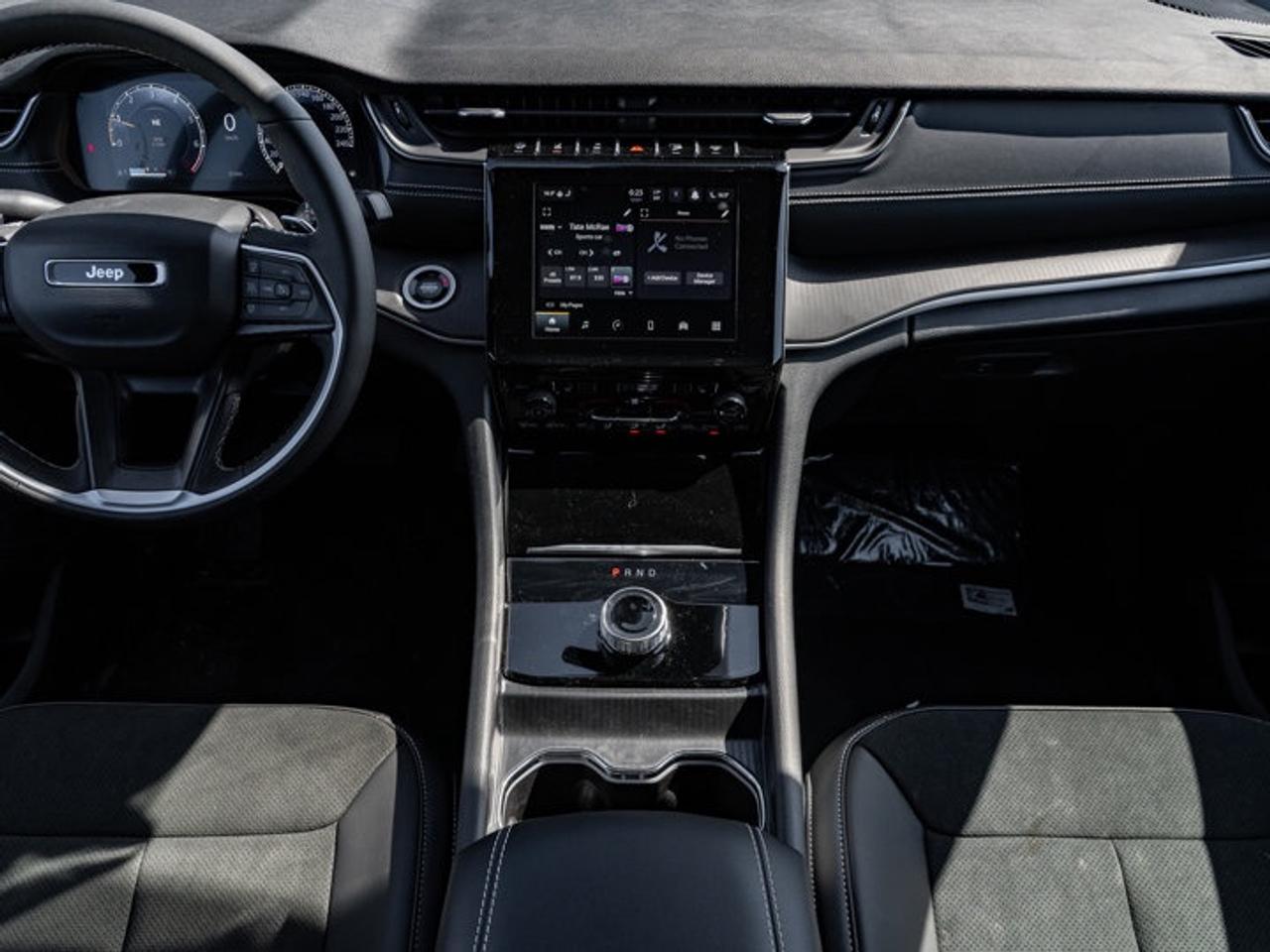 2025 Jeep Grand Cherokee Altitude Photo