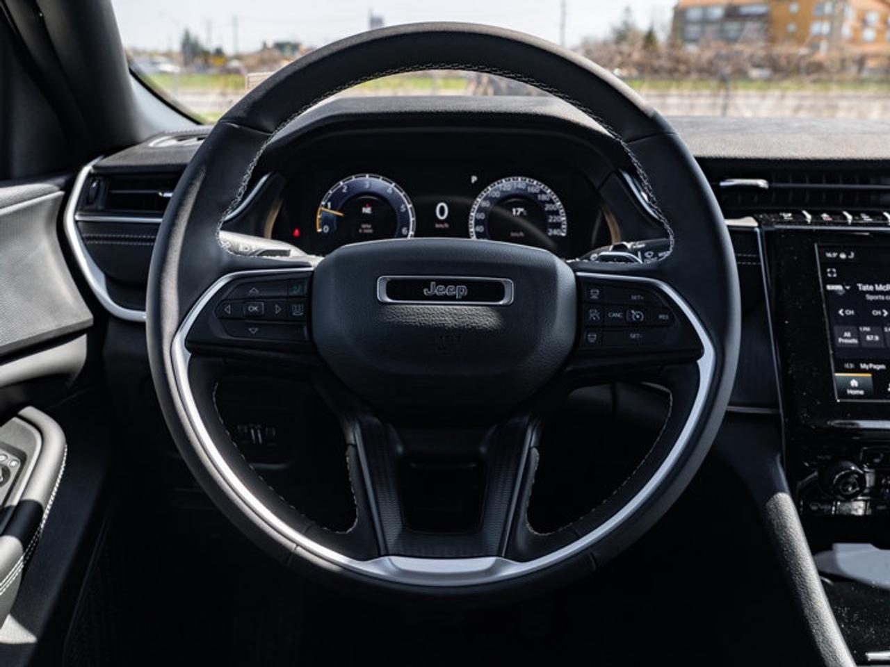 2025 Jeep Grand Cherokee Altitude Photo