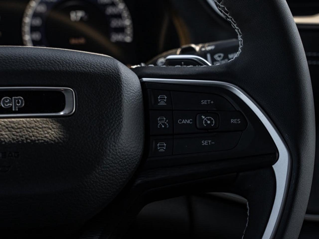 2025 Jeep Grand Cherokee Altitude Photo