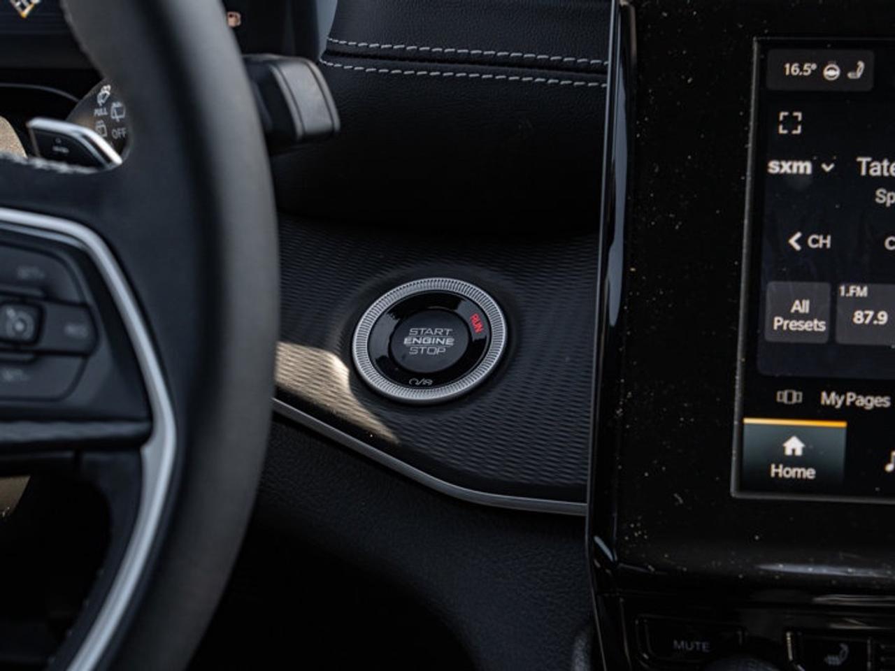 2025 Jeep Grand Cherokee Altitude Photo