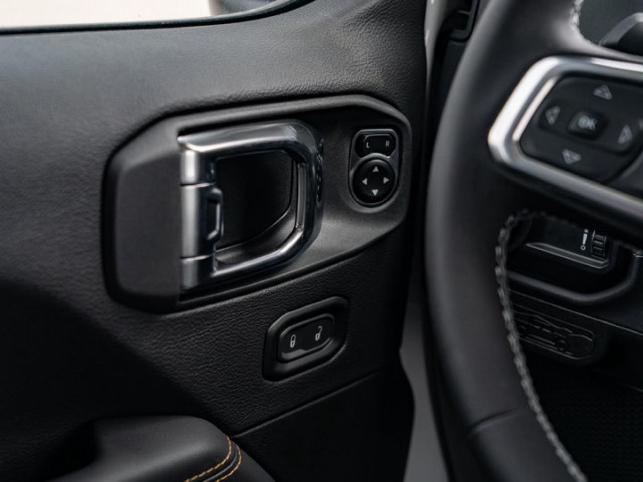 2025 Jeep Wrangler Sahara Photo