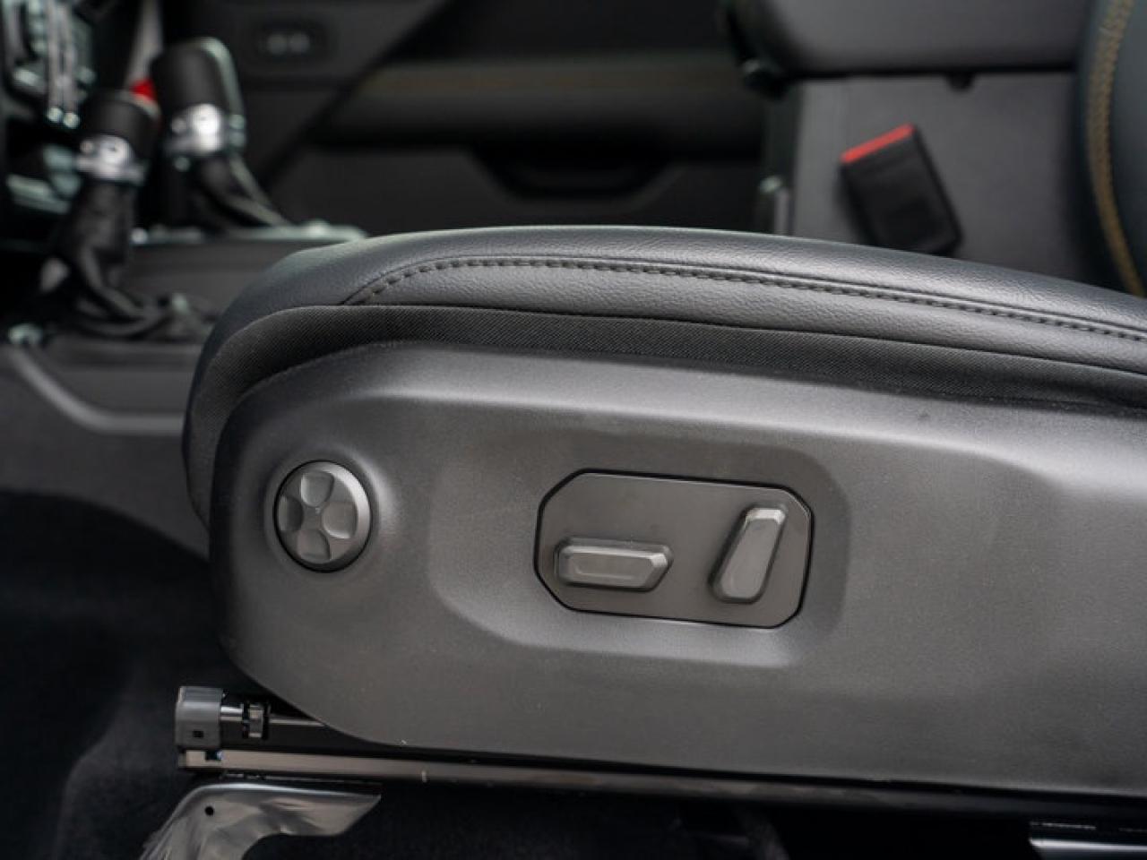 2025 Jeep Wrangler Sahara Photo